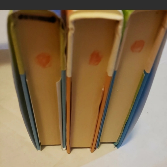 :* 3 books  Melissa Glazer, Maggie Sefton  Isabella Alan . A knitting mystery - Picture 9 of 11